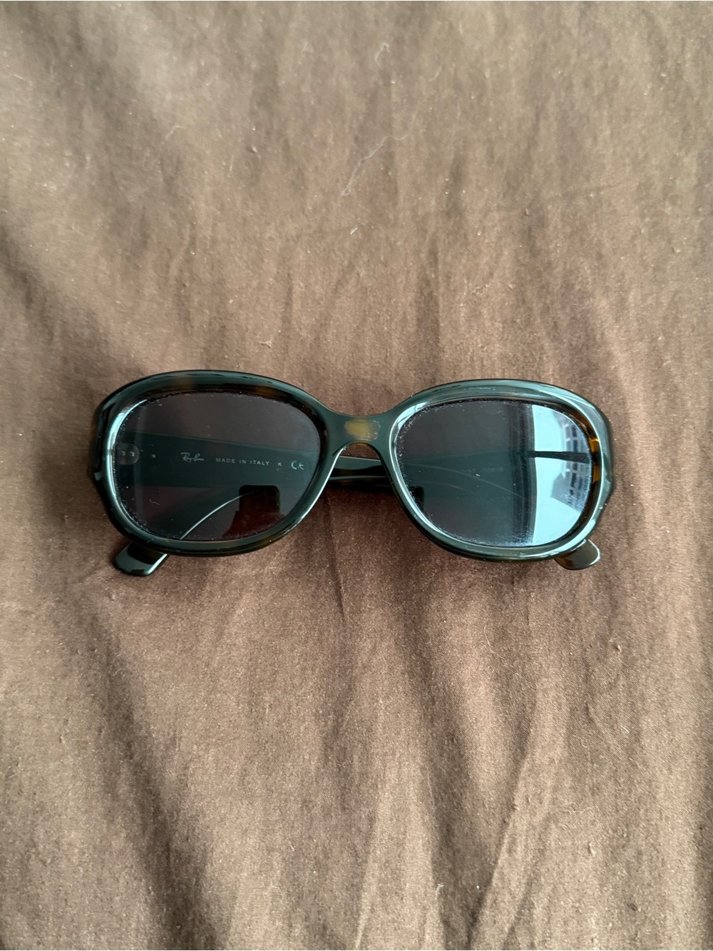 Ray-Ban Women’s Dark Tortoiseshell Oval Sunglasses